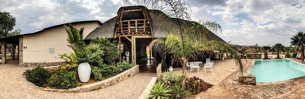 Etotongwe Lodge Outjo Kültér fotó