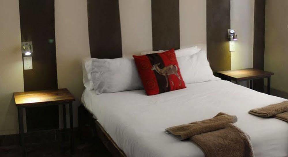 Etotongwe Lodge Outjo Kültér fotó